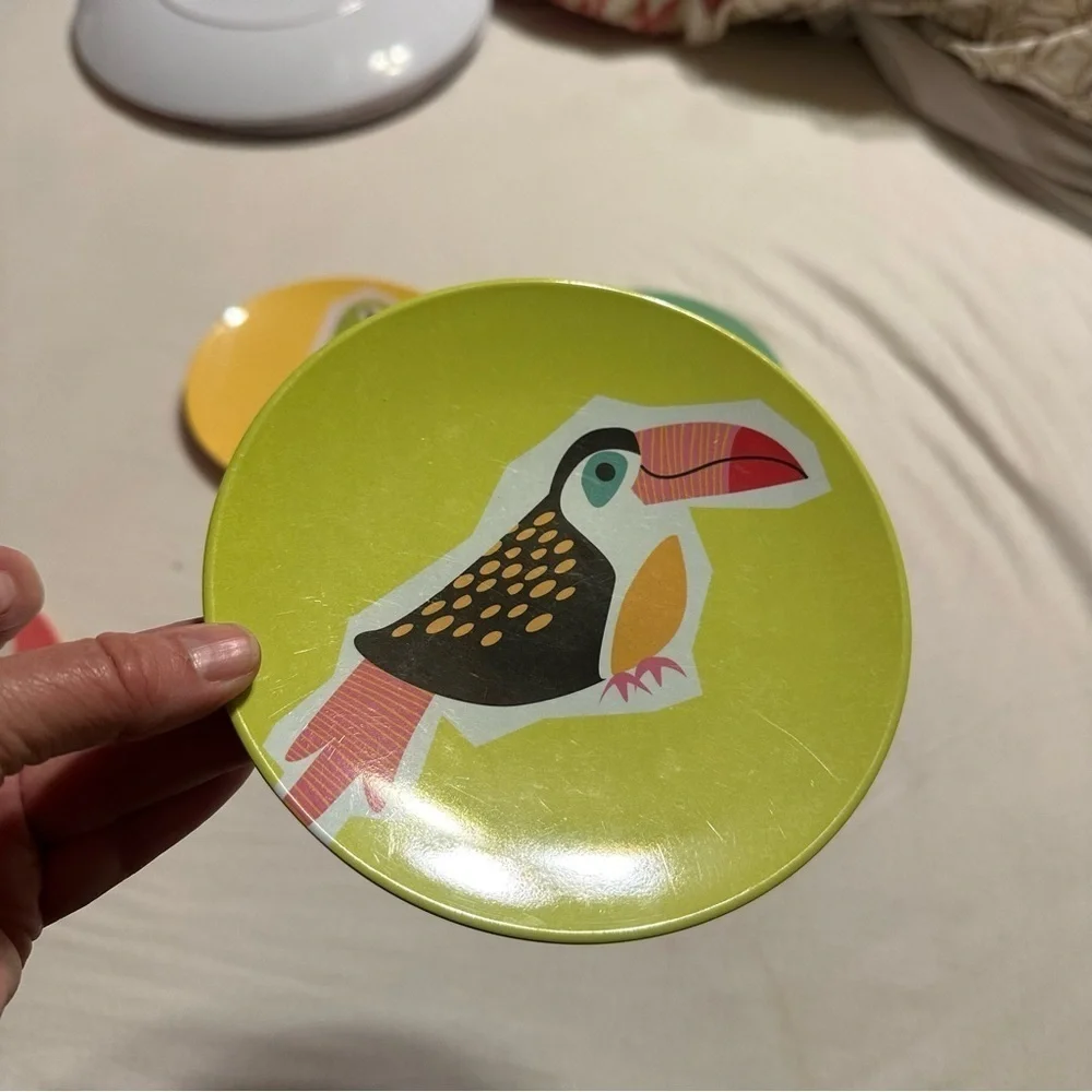 Issac Mizrahi Plates Melamine Colorful Bird-Themed Dessert Beach House Coast 6”